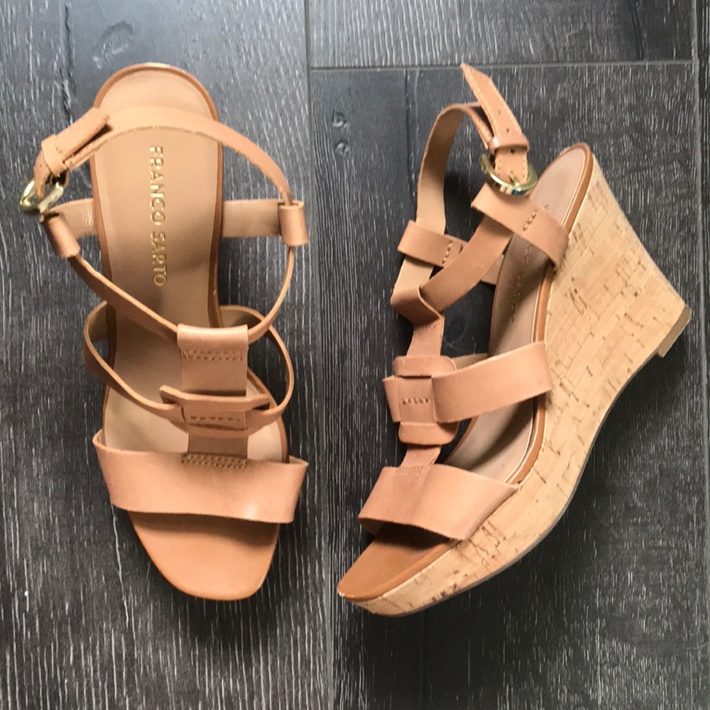 GENTLY WORN Strappy wedges.